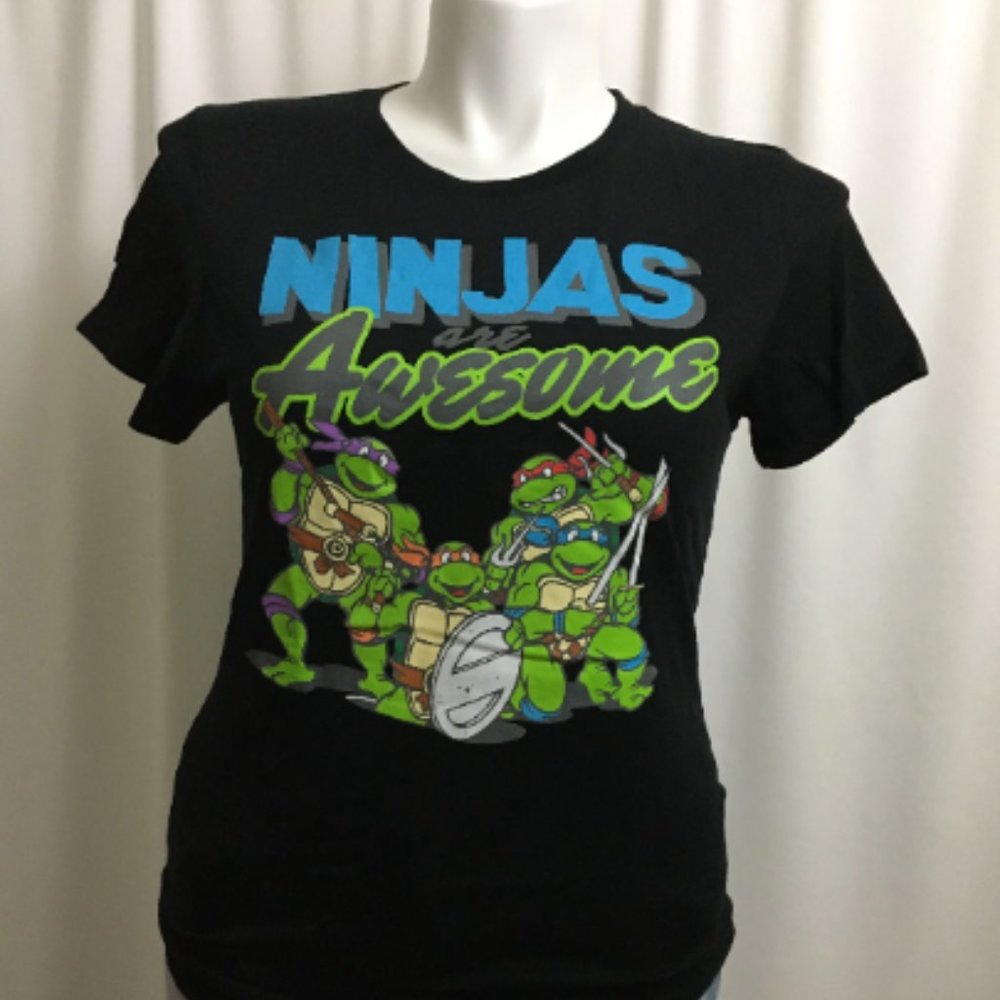 💲Teenage Mutant Ninja Turtles Juniors/Petite T Shirt (Ninja Are Awesome)